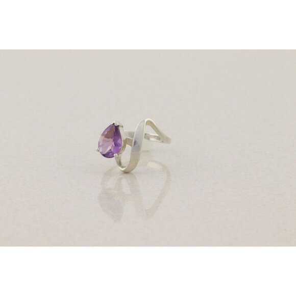 Sterling Silver Natural Purple Amethyst Ring Size 7 1/2 - Picture 5 of 9